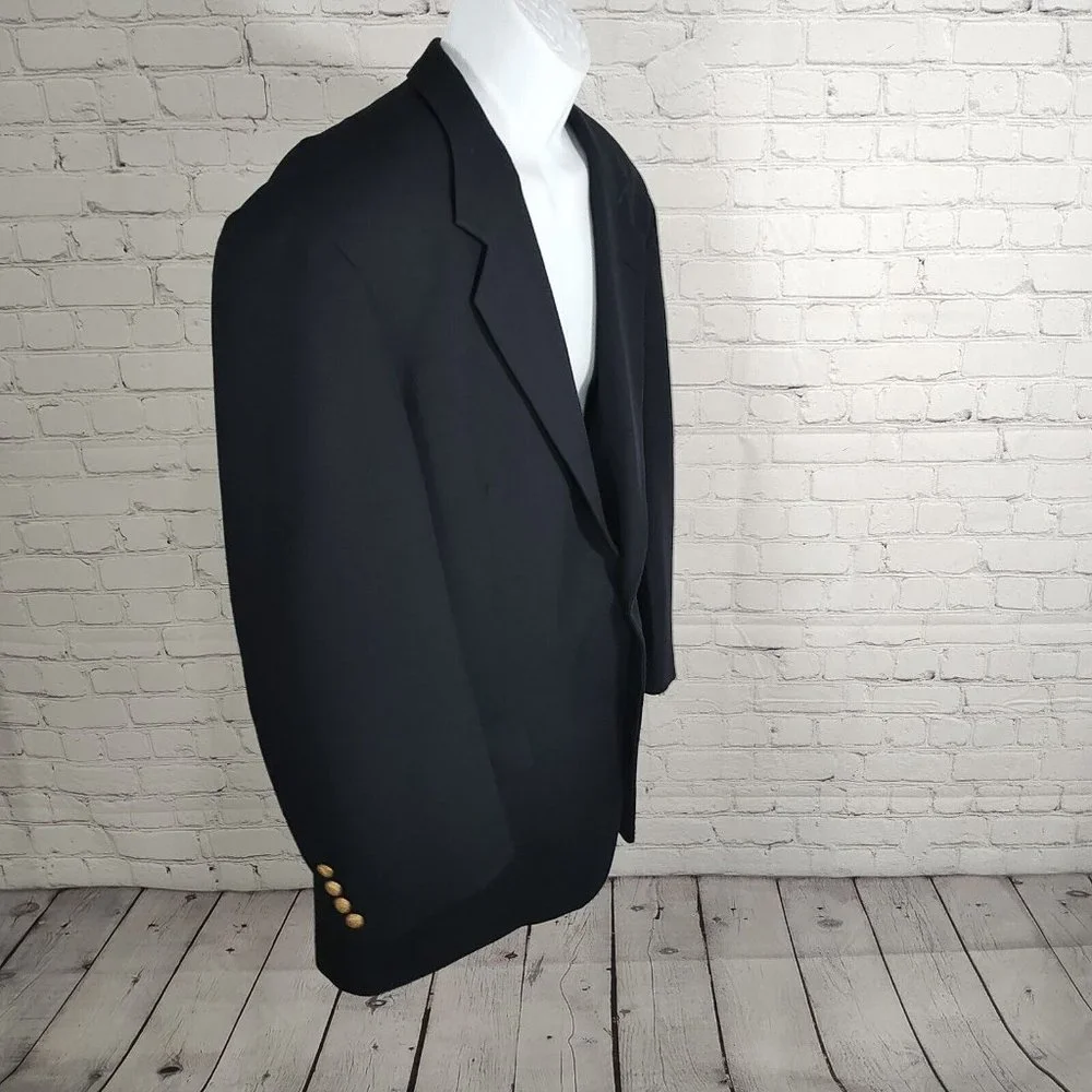 Hardwick Clothes this navy